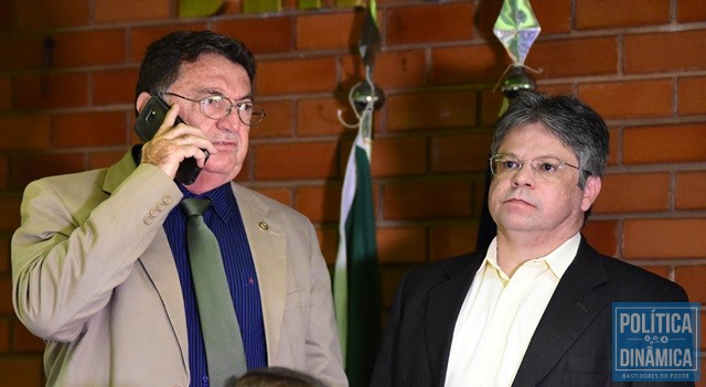 Deputado estadual Gustavo Neiva (à direita) diz que Justiça Federal foi acionada (Foto: Jailson Soares/PoliticaDinamica.com)