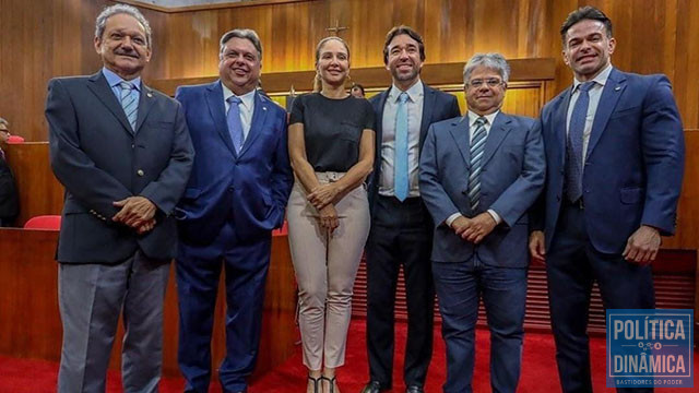 Deputados da oposição iriam fazer documento para pressionar Regina Sousa à aderir teto do ICMS (foto: redes sociais)