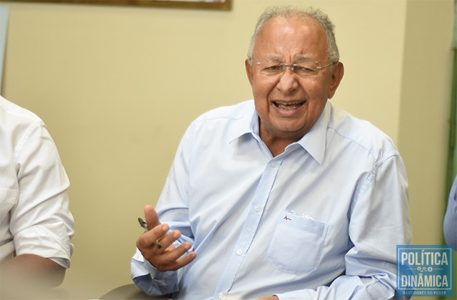 Eita, Doutor Pessoa! Atual gestão de Teresina aumentou o valor e esticou vigência de todos os contratos da SERVFAZ (Foto: Jailson Soares | PD)