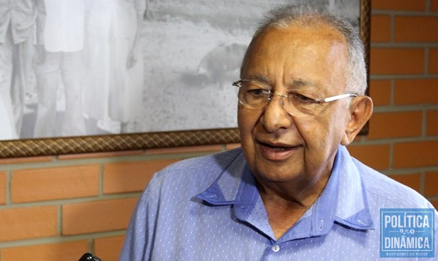 Dr Pessoa Faz Chamamento A Frank Aguiar Gustavo Almeida
