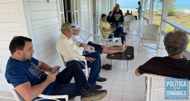 Prefeito de Teresina voltou a visitar casa de praia do prefeito Mão Santa; última visita foi há dois meses (foto: Instagram)