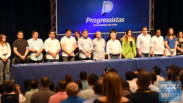 Cerimônia de posse de Joel Rodrigues foi prestigiada por quase todos os políticos e partidos da oposição ao PT no Piauí (foto: Jailson Soares/ PD)
