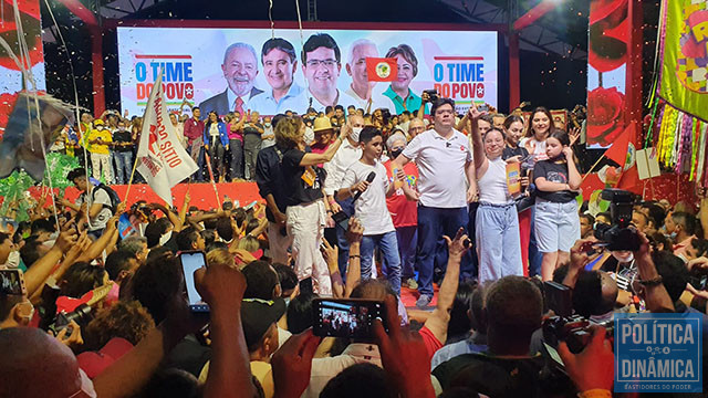 Oficialização da campanha de Rafael contou com mais de 100 candidatos as eleições proporcionais (foto: Jailson Soares / PD)