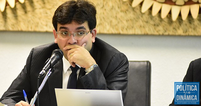 Sem pena: planejamento de economia realizado por Rafael Fonteles é economizar até 40% em cima do dinheiro que servidores e fornecedores tem para receber do Estado em precatórios (foto: Jailson Soares | politicaDinamica.com)