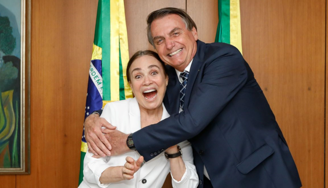 Situação de Regina Duarte no governo já não é boa (Foto: Carolina Antunes)