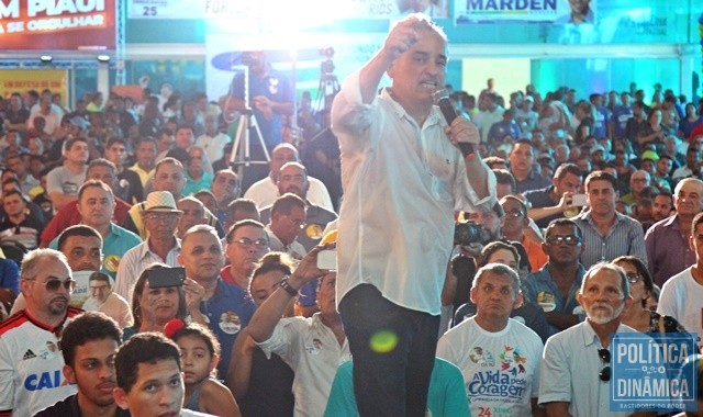 Discurso de Robert foi ouvido com atenção (Foto: Gustavo Almeida/PoliticaDinamica.com)