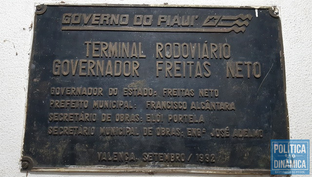 Freitas Neto inaugurou rodoviária na cidade de Valença e deu a ela o seu próprio nome (Foto: Gustavo Almeida/PoliticaDinamica.com)
