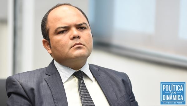 O promotor Rômulo Cordão investiga o caso (Foto: Jailson Soares/PoliticaDinamica.com)
