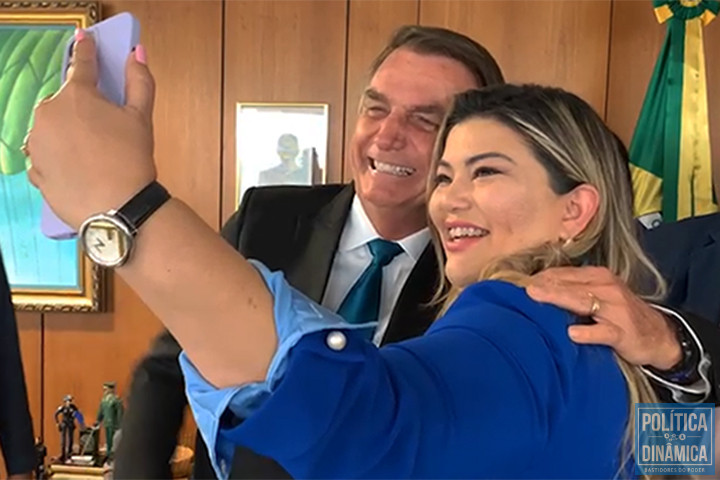 Vitória: Samantha venceu processo movido pelo PT contra ela ao defender Bolsonaro (foto: Ascom)