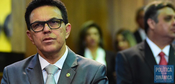 Santana acredita que o PMDB é imbatível na indicação da vice de Wellington Dias e que base aliada vai compreender isso (foto: Jailson Soares | PoliticaDinamica.com)