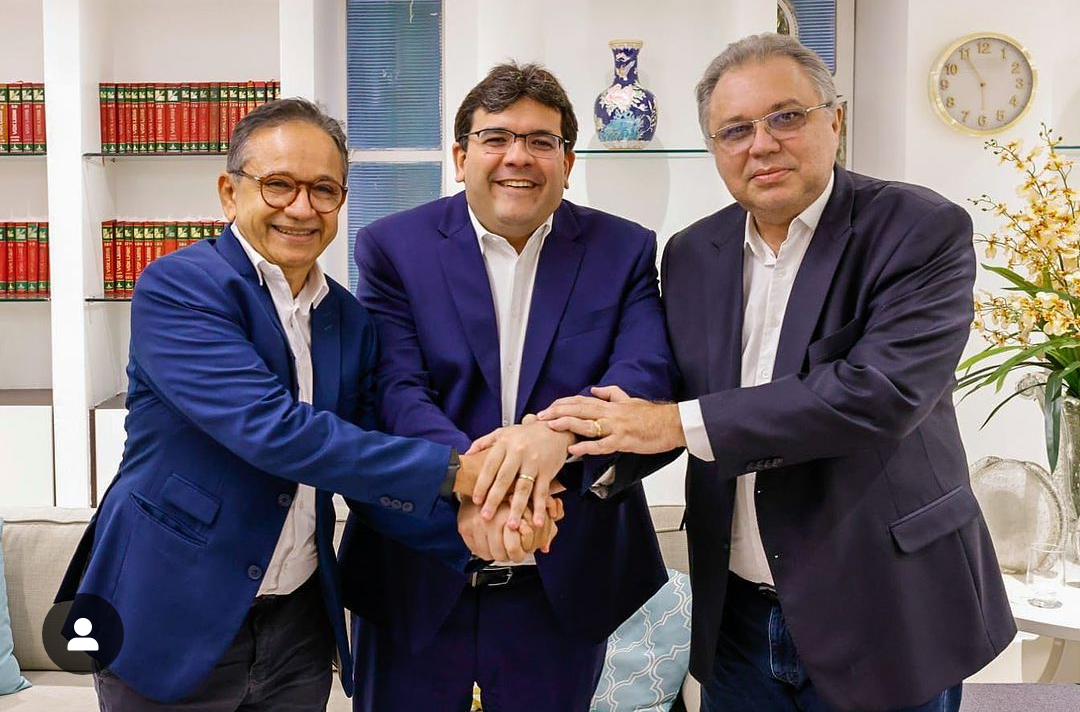 Reunião, nesta segunda-feira, que selou o apoio de Rafael Fonteles à pré-candidatura de Dr. Hélio a prefeito de Parnaíba (foto: Reprodução | Instagram)
