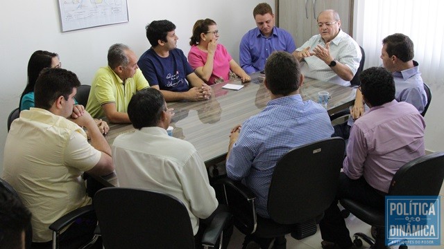 Sílvio Mendes com vereadores na FMS (Foto: Jailson Soares/PoliticaDinamica.com)