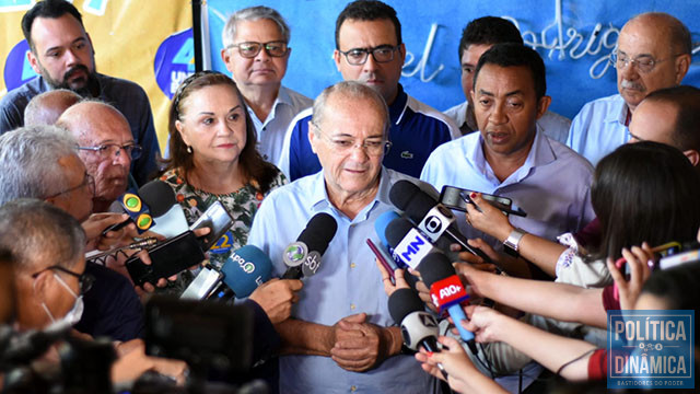 Sílvio e Joel reuniram a imprensa para comunicar apoio a reeleição de Jair Bolsonaro (foto: Jailson Soares/ PD)