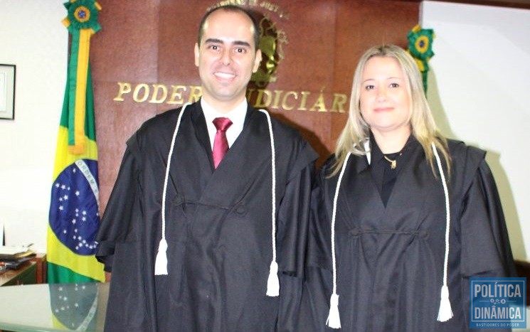 Os novos juízes substitutos empossados pelo tribunal (Foto: Divulgação/TJ-PI)