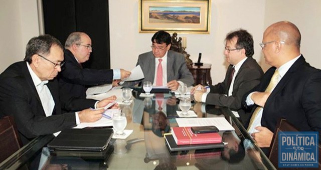 Wellington Dias reuniu sua tropa de choque e ordenou que fosse encontrada uma saída para que o TCE-Pi não terminasse sua votação e contestasse a contratação da AEGEA Saneamento (foto: reprodução)