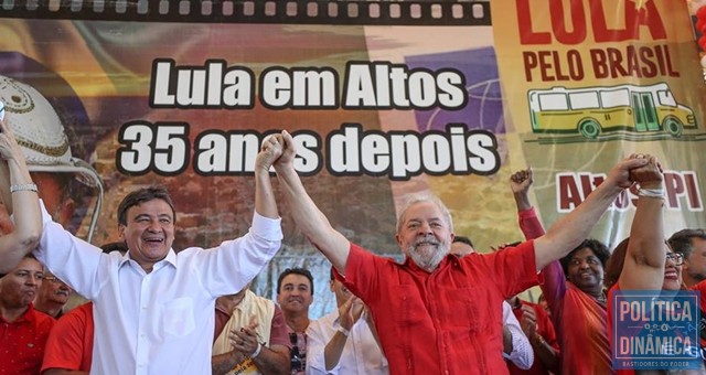 Lula e Wellington Dias em Altos, no domingo (3) (Foto: Ricardo Stuckert)