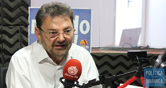 A oposição lidera a disputa com o ex-governador Wilson Martins (PSB), segundo pesquisa DatamaX (foto: Jailson Soares | PoliticaDInamica.com)