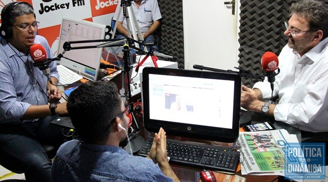Wilson Martins durante entrevista concedida ao Política Dinâmica, na rádio Jockey FM (Foto: Jailson Soares/PoliticaDinamica.com)