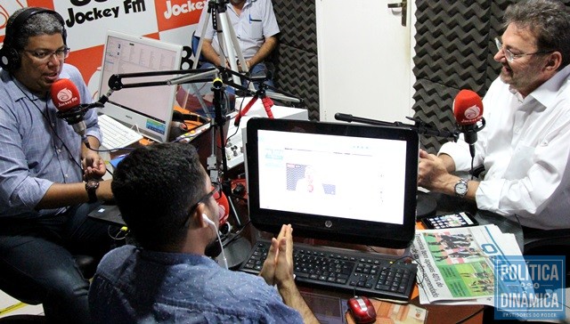Wilson durante entrevista na Jockey FM (Foto: Jailson Soares/PoliticaDinamica.com)