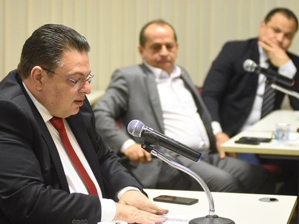 O PASTOR RECLAMOU Gustavo Almeida Poltica Din¢mica