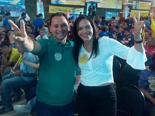 Gustavo No Política Dinâmica Casal Almeida Parlamento OiPXTwkZu