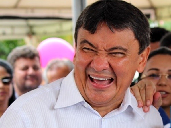 WELLINGTON ADIA VOLTA AO PIAUÍ - Gustavo Almeida - Política Dinâmica WELLINGTON ADIA VOLTA AO PIAUÍ - Gustavo Almeida - Política Dinâmica