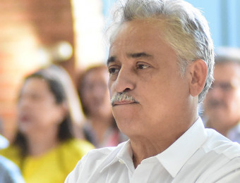 ROBERT FICOU SEM A VAGA