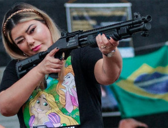 O BOLSONARISMO ENTRE OS LEÕES