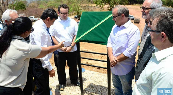 Inauguração da Ponte Wall Ferraz