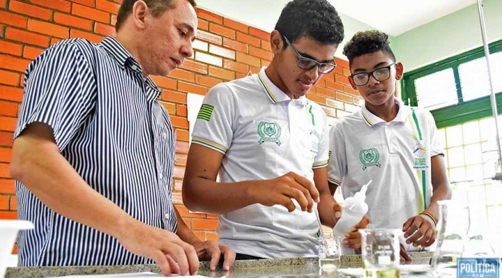 Inauguração da Escola José Pereira da Silva