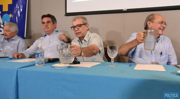 João Vicente Claudino oficializou o apoio ao pré-candidato Silvio Mendes