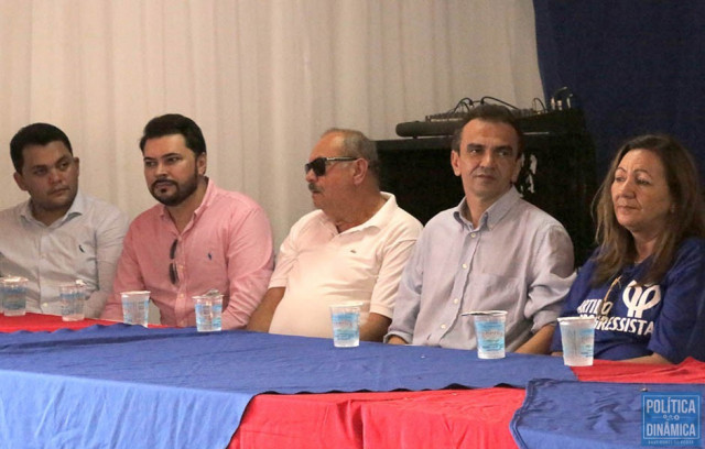OPOSIÇÃO SE FORTALECE EM JOSÉ DE FREITAS