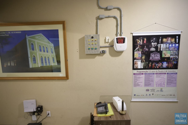 Teatro 4 de Setembro - Reformas e equipamentos