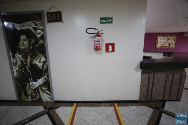 Teatro 4 de Setembro - Reformas e equipamentos