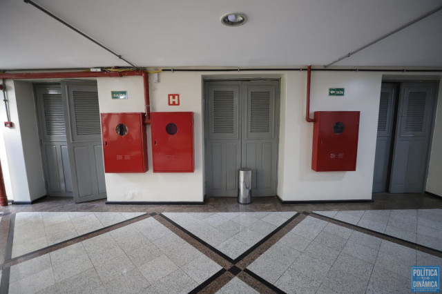 Teatro 4 de Setembro - Reformas e equipamentos