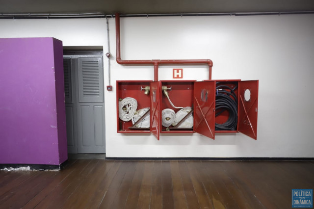 Teatro 4 de Setembro - Reformas e equipamentos